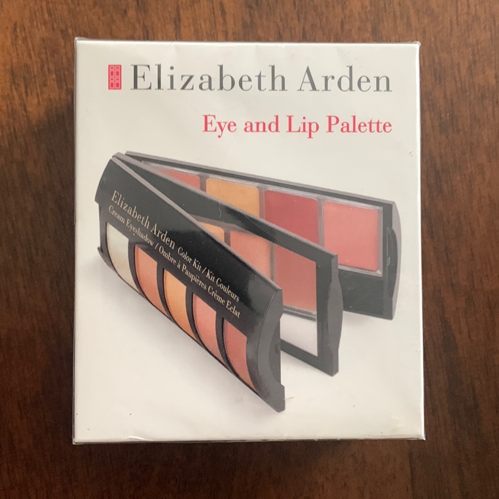 New In Package* Elizabeth Arden  Eye & Lip Palette
